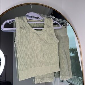 Stretchy work out set